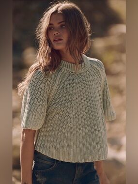 Free People Chunky Scoop Neck Knit Sweater in Light Sage